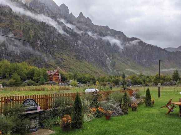 Guesthouse Mehmeti Valbone Buitenkant foto